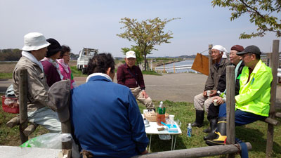 作業後のお茶2014-4 IMG_20140413_112955c